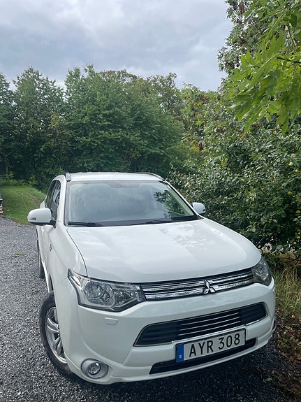 Mitsubishi Outlander 13 of 22