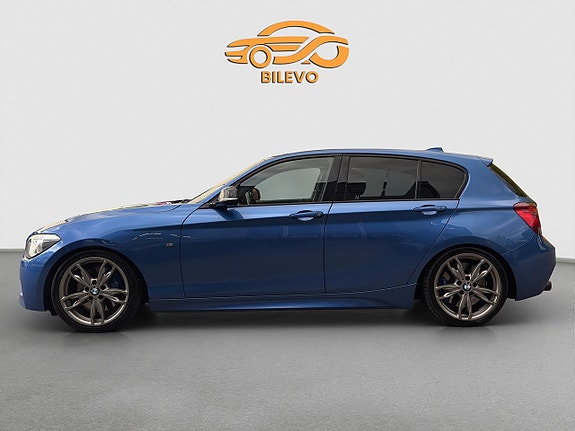 BMW M135i 7 of 21