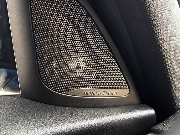 BMW M135i 18 of 21