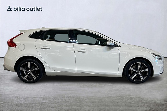Volvo V40 5 of 25
