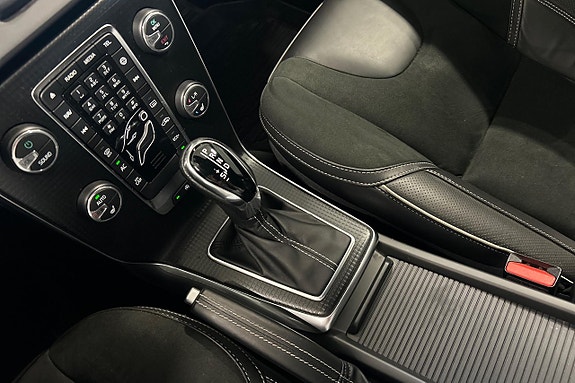 Volvo V40 22 of 25