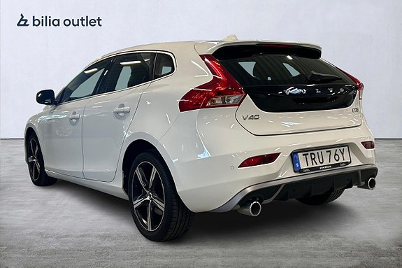 Volvo V40 8 of 25