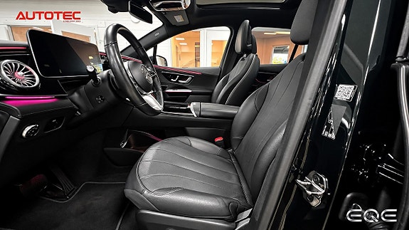 Mercedes-Benz EQE350+ SUV 14 of 19