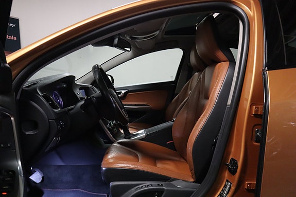 Volvo S60 8 of 30