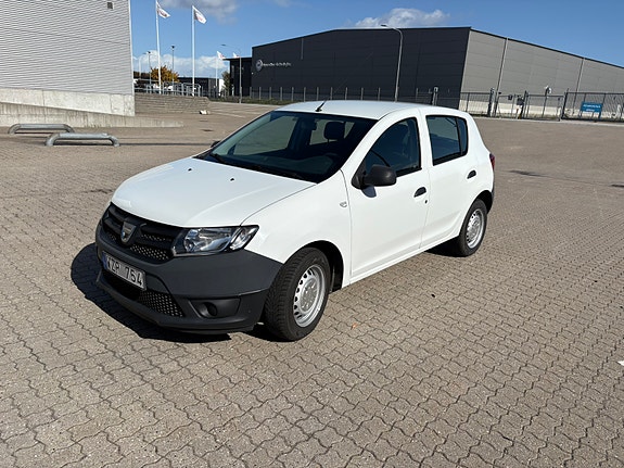 Dacia Sandero 2 of 6