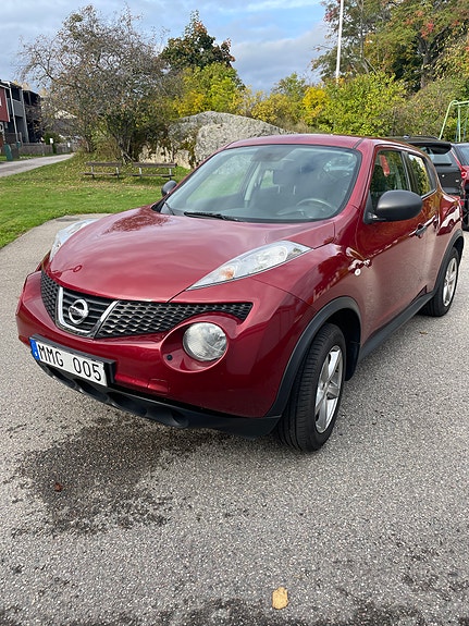 Nissan Juke 2 of 4
