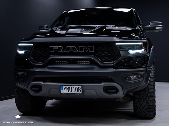 Dodge RAM 1500 2 of 30