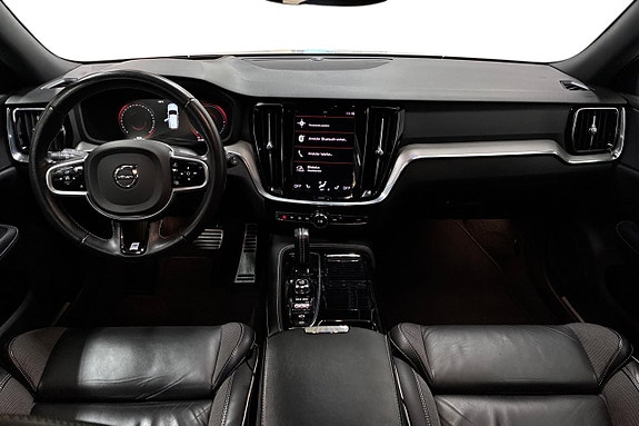 Volvo V60 12 of 30