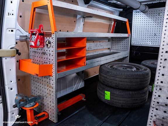 Ford Transit Custom 21 of 30