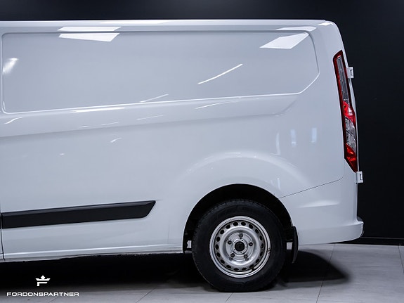 Ford Transit Custom 6 of 30