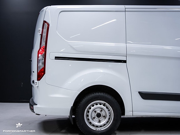 Ford Transit Custom 10 of 30