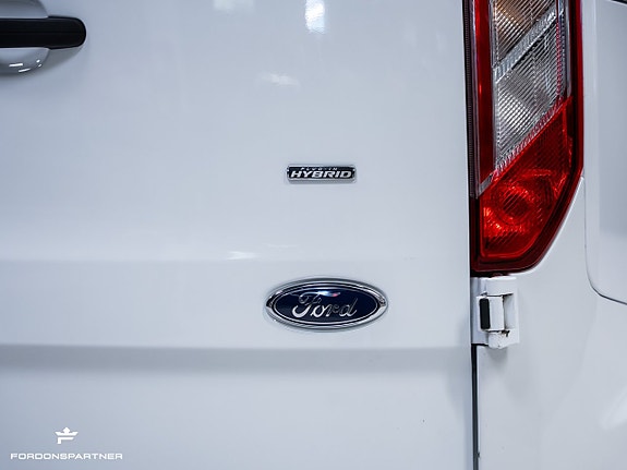 Ford Transit Custom 13 of 30