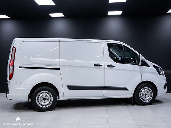 Ford Transit Custom 9 of 30