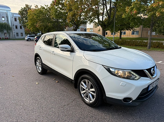 Nissan Qashqai 2 of 10