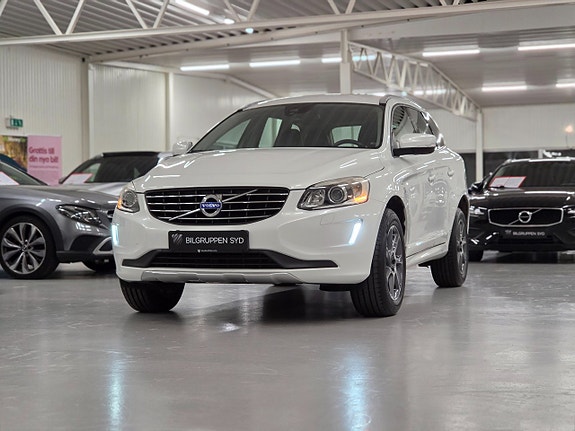 Volvo XC60 3 of 24