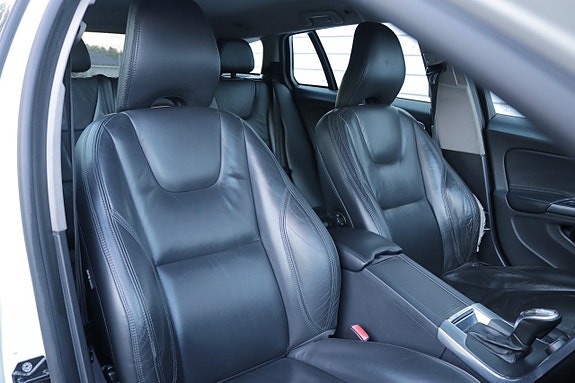 Volvo V60 13 of 15