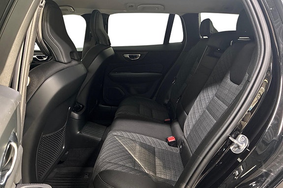 Volvo V60 14 of 30