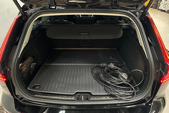 Volvo V60 10 of 30