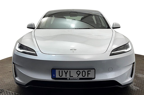 Tesla Model 3 3 of 30