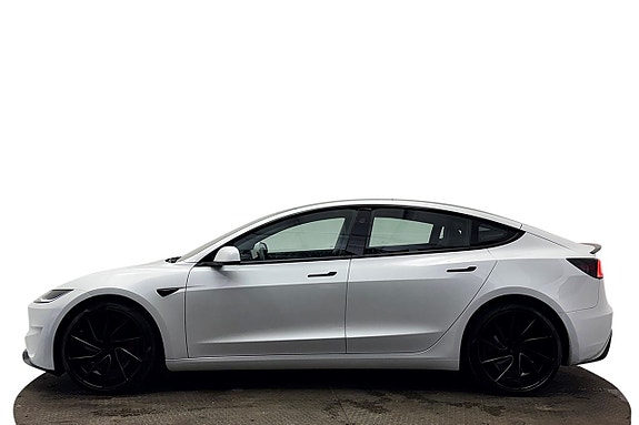 Tesla Model 3 10 of 30
