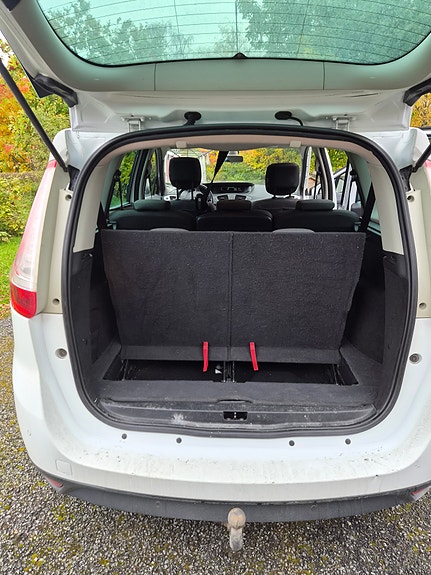Renault Grand Scenic III 8 of 10