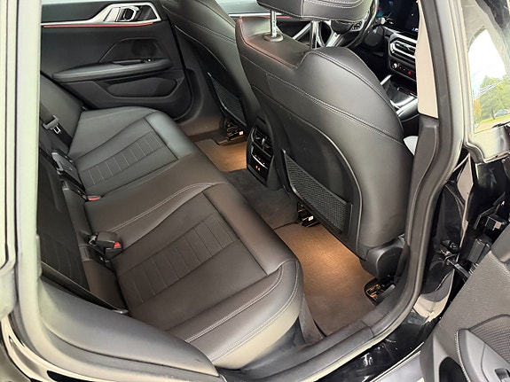 BMW i4 8 of 14