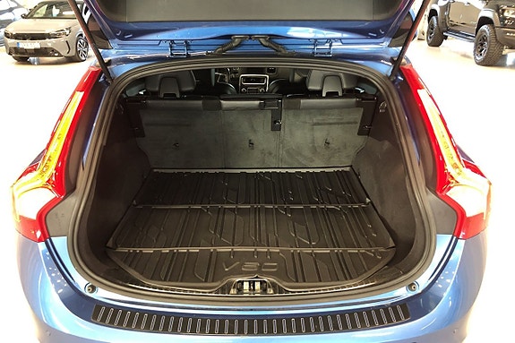 Volvo V60 9 of 12
