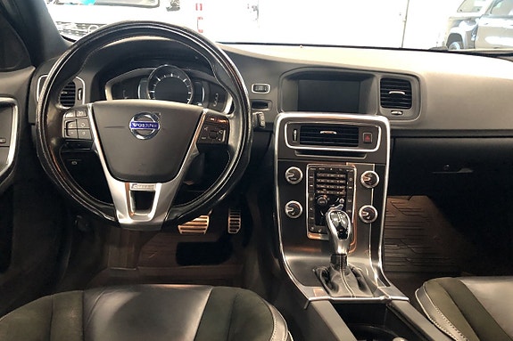 Volvo V60 11 of 12