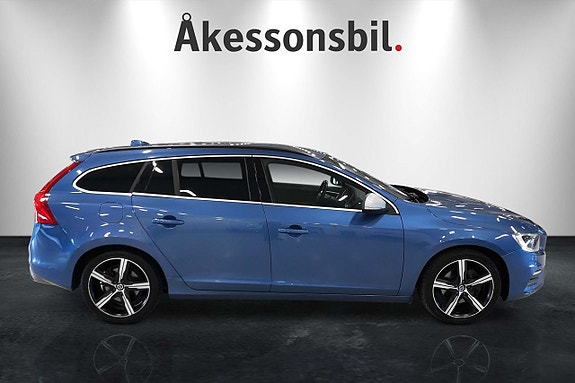 Volvo V60 4 of 12