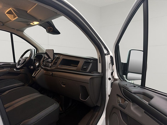 Ford Transit Custom 26 of 30
