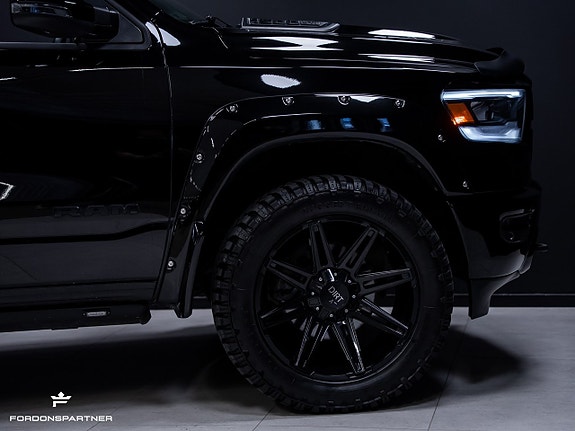 Dodge RAM 1500 12 of 30