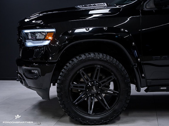 Dodge RAM 1500 2 of 30