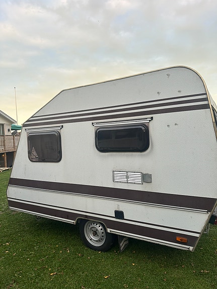 T.E. Caravan Rc caravan 320 3 of 10