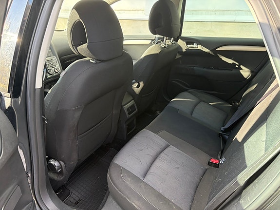Citroen C4 10 of 12
