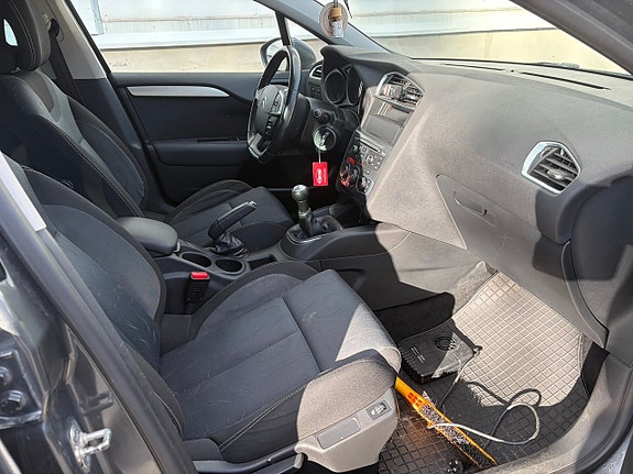 Citroen C4 7 of 12