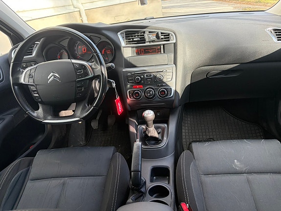 Citroen C4 8 of 12