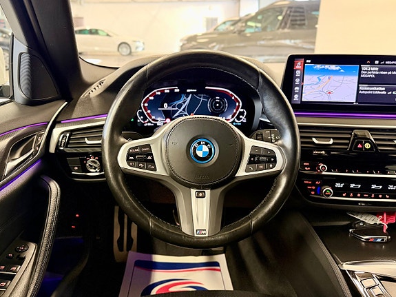 BMW 530e 17 of 25