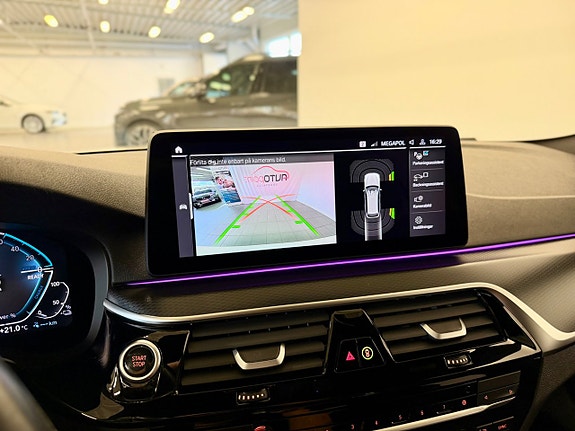 BMW 530e 19 of 25