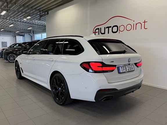 BMW 530e 5 of 25