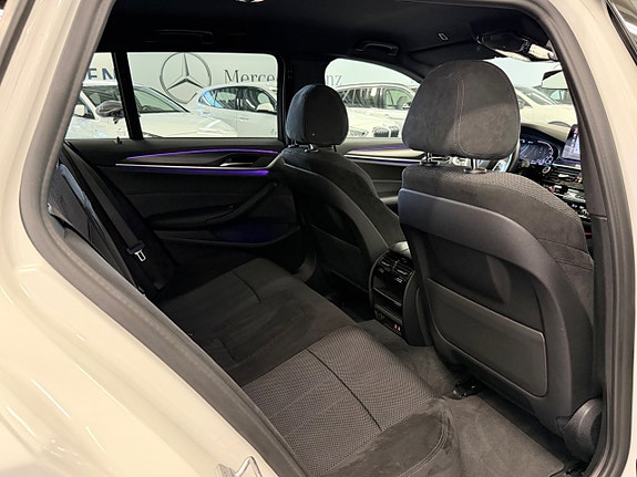 BMW 530e 14 of 25