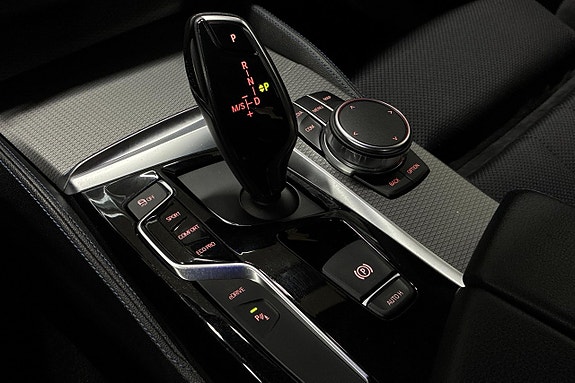 BMW 530e 23 of 30