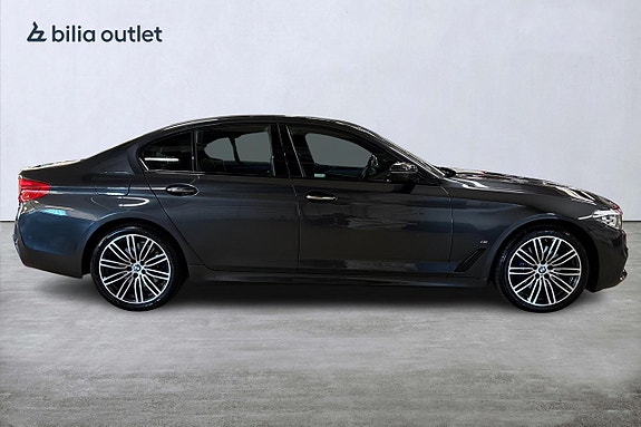 BMW 530e 5 of 30