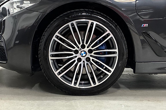 BMW 530e 11 of 30