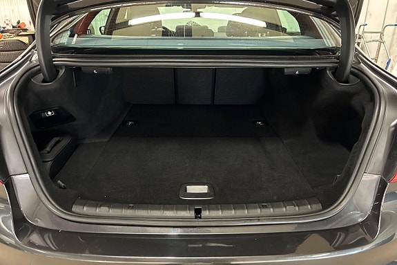 BMW 530e 10 of 30