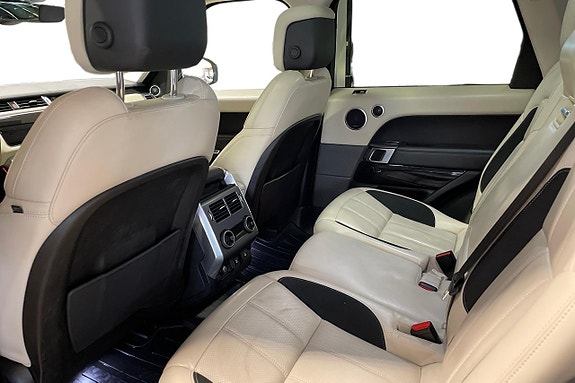 Land Rover Range Rover Sport 23 of 27