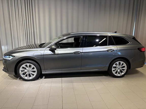 Skoda Superb 3 of 18