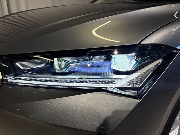 Skoda Superb 9 of 18