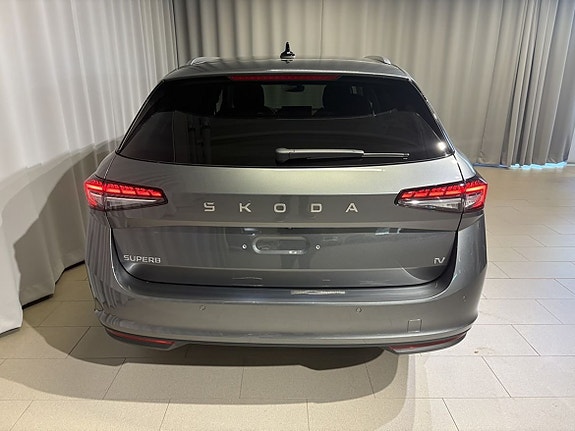 Skoda Superb 5 of 18