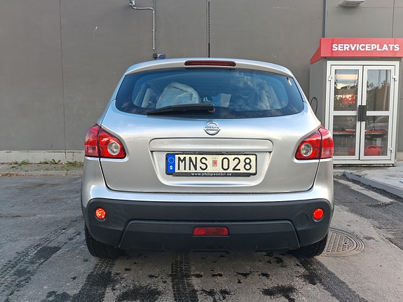 Nissan Qashqai 2 of 3