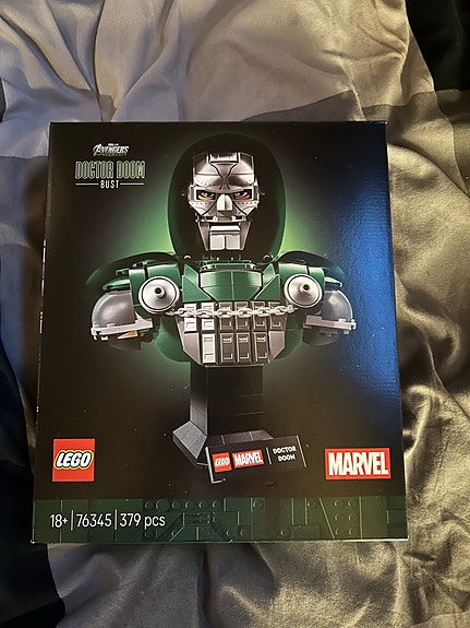 LEGO Marvel Doctor Doom byst 76345 byggsats